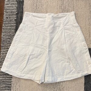 Elegant White Button-Accent Women's Shorts
